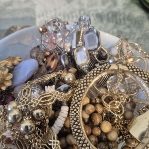 Elegant Gold and Silver Women's Jewelry Set